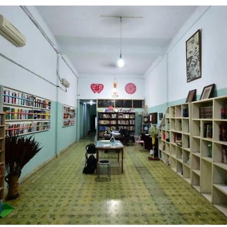 Dazhong Backpacker'S Hostel Μεντάν Εξωτερικό φωτογραφία